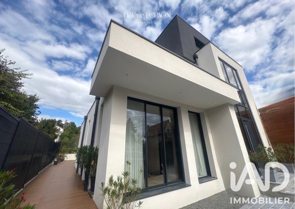 Maison (prestige) à vendre 8 pièces 234 m² Saint-Leu-la-Forêt