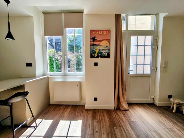 DIJON CENTRE - APPARTEMENT REFAIT A NEUF Meublé et Equipé