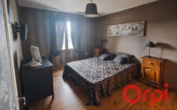 Maison à vendre    5 pièces •  La Guerche-sur-l'Aubois