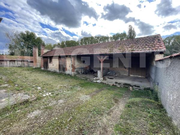 Ensemble Clos de Mur 2 maisons granges idéal Gîte Chambre d'hôte ou Investisseur