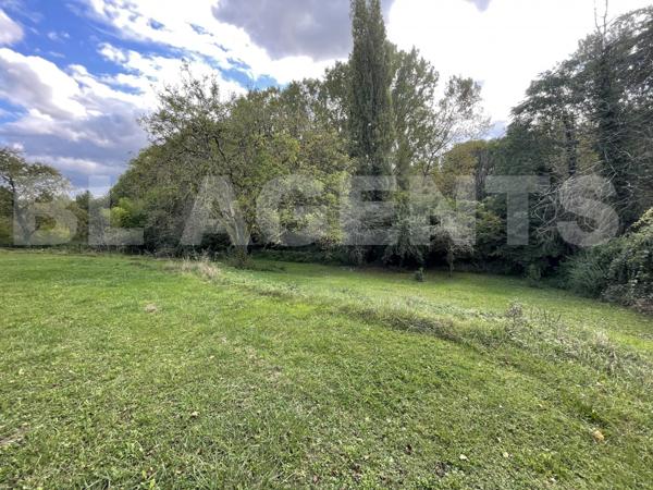 Ensemble Clos de Mur 2 maisons granges idéal Gîte Chambre d'hôte ou Investisseur