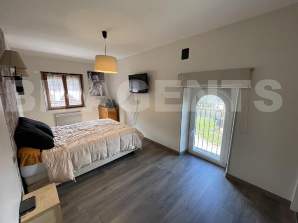 Ensemble Clos de Mur 2 maisons granges idéal Gîte Chambre d'hôte ou Investisseur