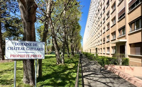 Beau 4 pièces - 2 chambres 62m2 dans résidence avec parc au bord de Marne