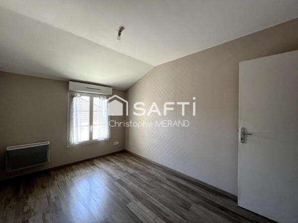 Dans le centre de DANGE SAINT ROMAIN