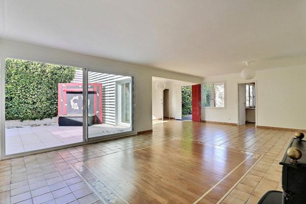 91700 - Grande maison familiale de Plain-pied de 9 pièces