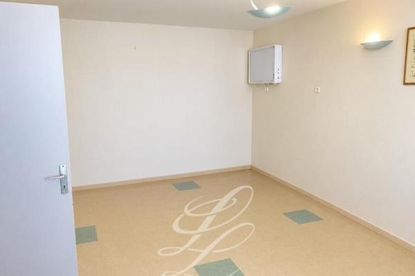 Vente - BUREAUX 110 m 2