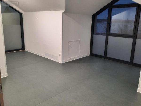 Fonds et/ou murs commerciaux à louer à Dole dans le Jura (39100), ref : 39033-L511