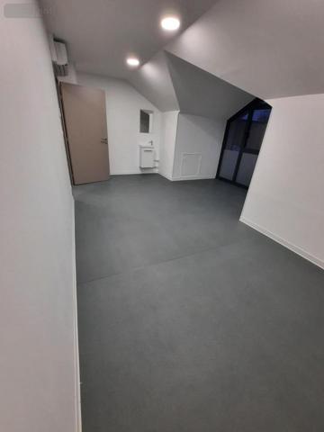 Fonds et/ou murs commerciaux à louer à Dole dans le Jura (39100), ref : 39033-L511