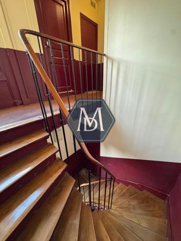 75018 - Jules Joffrin - Studio splendide vue Basilique Sacré-Cœur