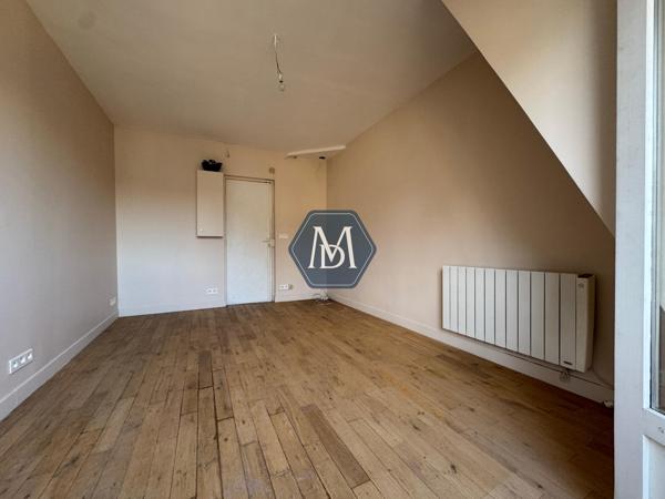 75018 - Jules Joffrin - Studio splendide vue Basilique Sacré-Cœur