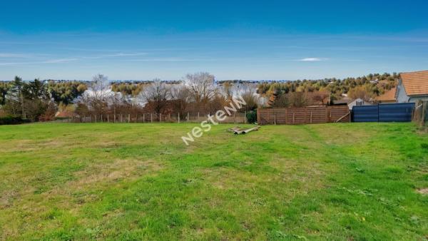 Terrain constructible au centre de Saint Martin En Bresse de 942 m2