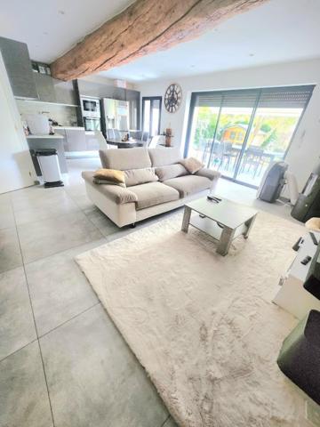 MAGNIFIQUE MAISON DE VILLAGE