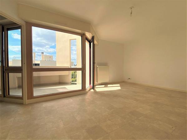 Appartement Angers T3 de 67.14 m² avec balcon et parking (chauffage inclus)