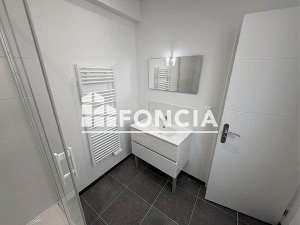 Location Appartement 2 pièces 35.94 m² - 4 RUE DU MONT-VALERIEN Suresnes 92150