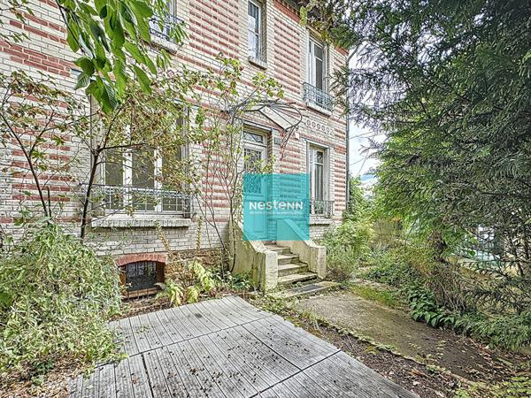 Charmante maison avec extérieur, située à 5 minutes à pied de la gare de Franconville - Quartier Séquoia recherché