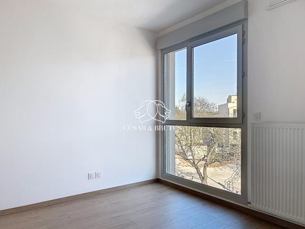 APPARTEMENT FAMILIAL AVEC TERASSE