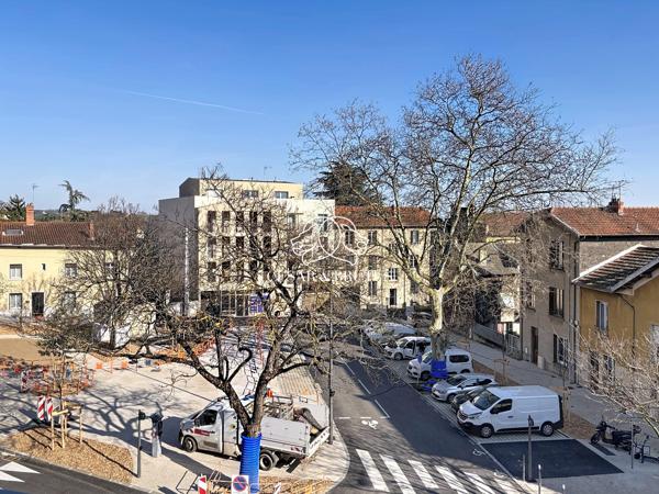 APPARTEMENT FAMILIAL AVEC TERASSE