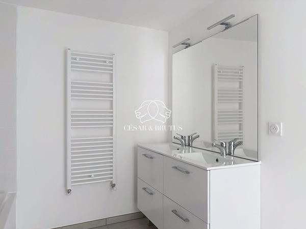 APPARTEMENT FAMILIAL AVEC TERASSE