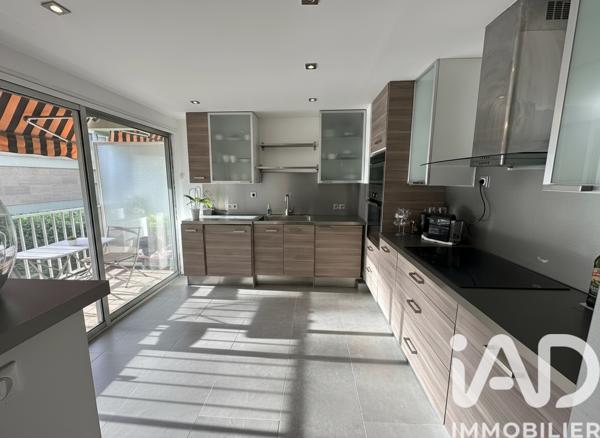 Appartement à vendre 3 pièces 75 m² Le Tholonet