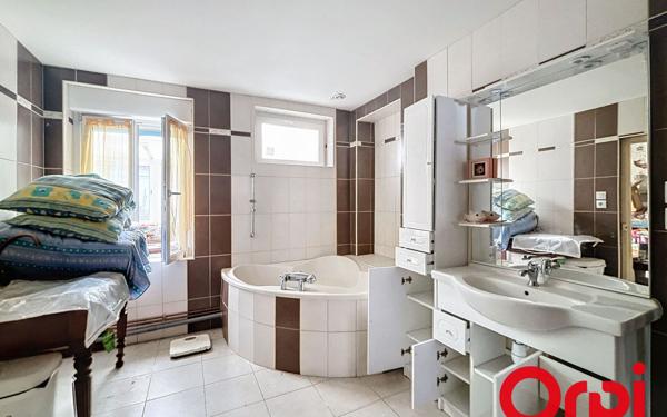 Maison à vendre    3 pièces •  Commentry