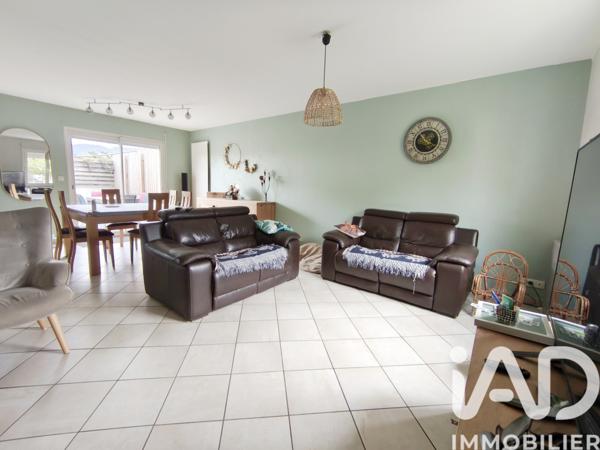 Maison à vendre 5 pièces 99 m² Saint-Chamond