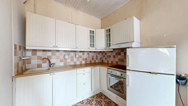 Centre ville Narbonne, T2 45m² avec garage 19m² et cave 20m²