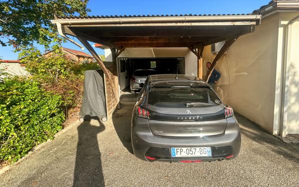 Maison à vendre    5 pièces •  Layrac