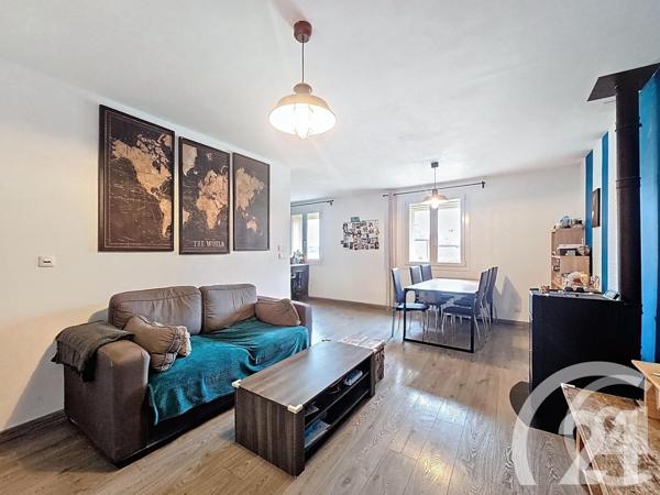 Appartement T4 à vendre  4 pièces - 82,93 m2 CHEVAL BLANC - 84