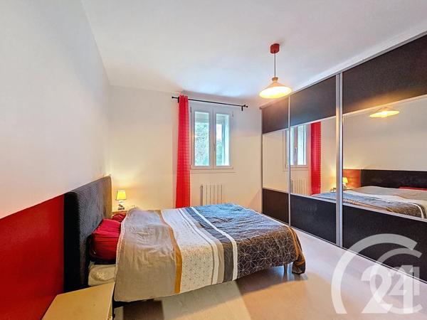 Appartement T4 à vendre  4 pièces - 82,93 m2 CHEVAL BLANC - 84