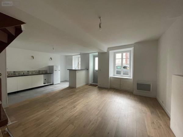 Maison à vendre à Jublains en Mayenne (53160), ref : 046/822