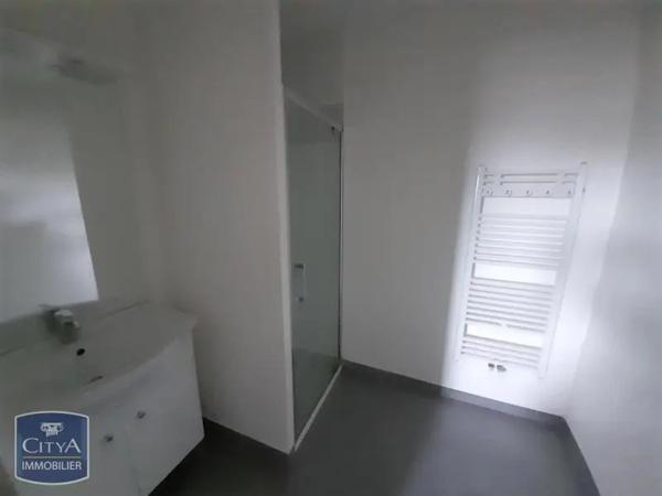 Appartement à louer 2 pièces 43.94m² Nancy (54000)