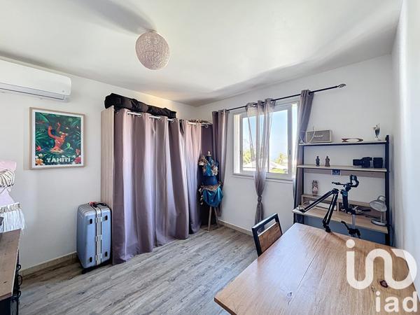 House for sale 4 rooms 88 m² Le Tampon