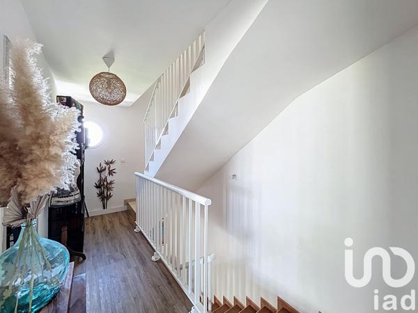 House for sale 4 rooms 88 m² Le Tampon