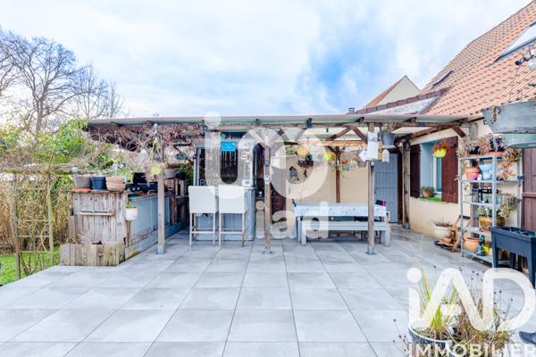 Maison à vendre 8 pièces 127 m² Jouy-le-Moutier