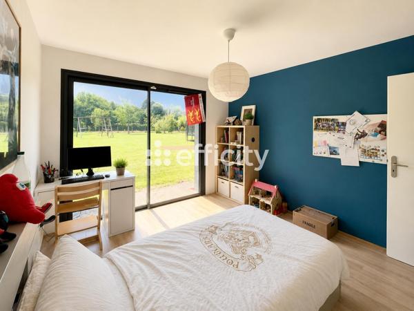 Maison
         6 pièces
        - 145 m² Bien prestige 549 000 € *