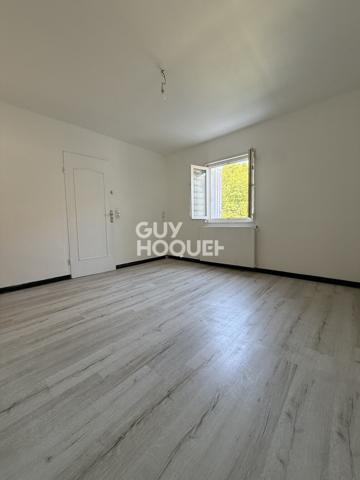 PROXIMITÉ CHU - MAISON D'ENVIRON 65M² AVEC COUR