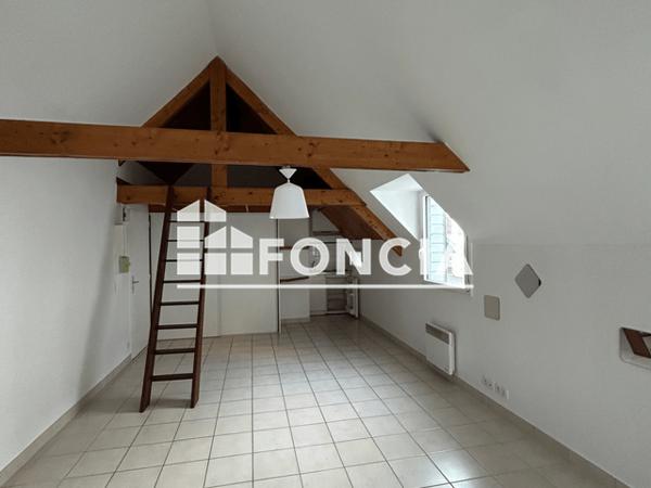 Location Appartement 2 pièces 36.93 m² - 20 RUE LE DEAN Quimper 29000