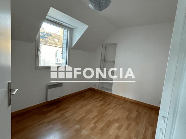 Location Appartement 2 pièces 36.93 m² - 20 RUE LE DEAN Quimper 29000