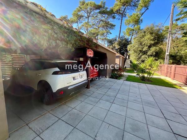 Maison à Les Sables-d'Olonne, 85180 - 8 pièces 246m²