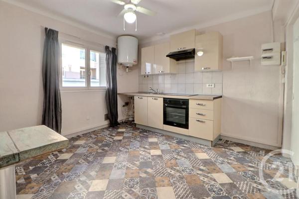 Appartement T2 à vendre  2 pièces - 22,79 m2 ST RAPHAEL - 83