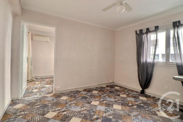 Appartement T2 à vendre  2 pièces - 22,79 m2 ST RAPHAEL - 83