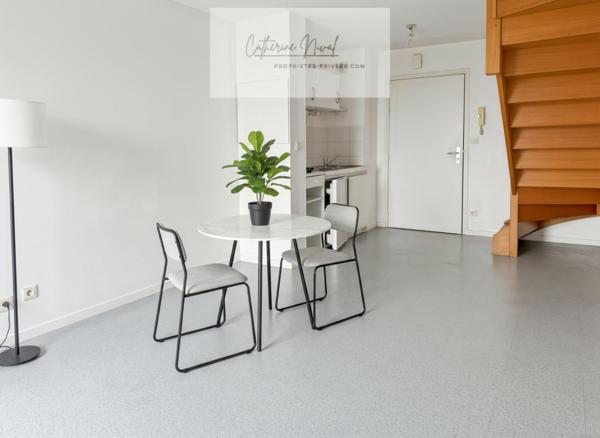 Appartement  duplex Saint Nazaire 2 pièces, 37.5 m2, double stationnement couvert