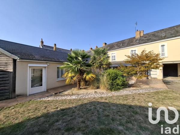 Maison à vendre 9 pièces 219 m² La Suze-sur-Sarthe