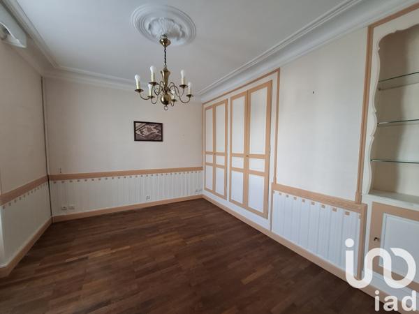 Maison à vendre 9 pièces 219 m² La Suze-sur-Sarthe