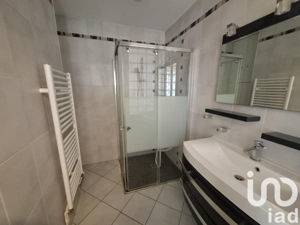 Maison à vendre 9 pièces 219 m² La Suze-sur-Sarthe