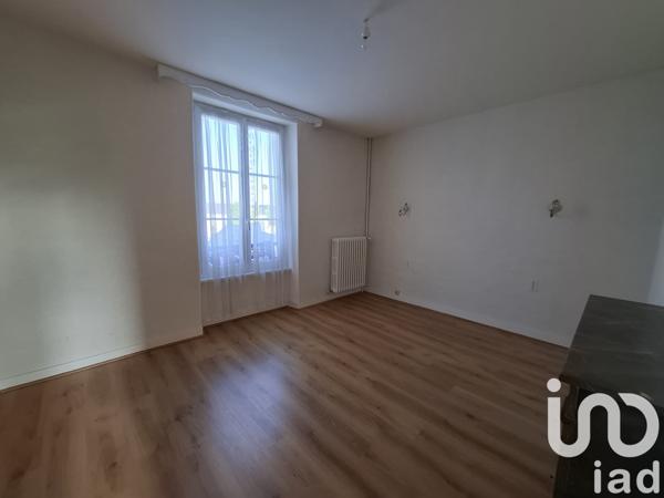 Maison à vendre 9 pièces 219 m² La Suze-sur-Sarthe