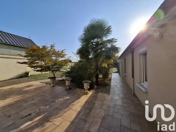 Maison à vendre 9 pièces 219 m² La Suze-sur-Sarthe