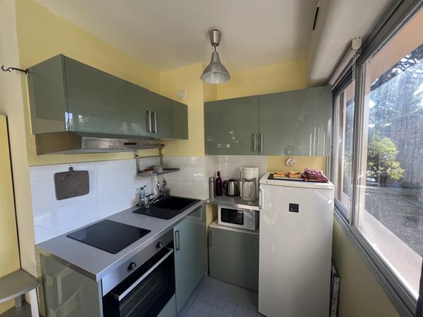 T2 31M2 PROCHE FACULTES 13100 AIX-EN-PROVENCE