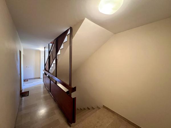 T2 31M2 PROCHE FACULTES 13100 AIX-EN-PROVENCE