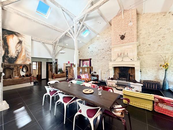 Maison MIRAMONT 310 m²